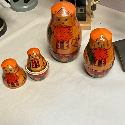 Russian matryoshka nesting - matryoshka,