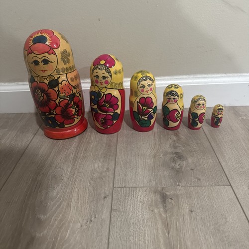 Russian matryoshka nesting - russian,